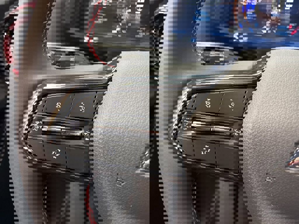 New 2026 Chevrolet Equinox RS w/ Convenience Package III image 38