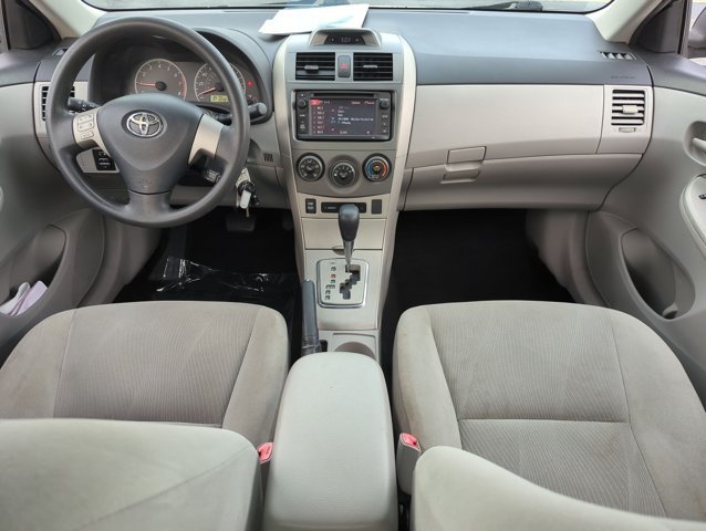 Used 2013 Toyota Corolla LE FWD image 16