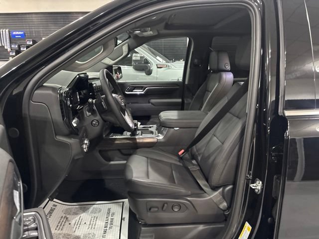 Used 2026 GMC Sierra 1500 SLT w/ SLT Premium Package AWD/4WD image 14