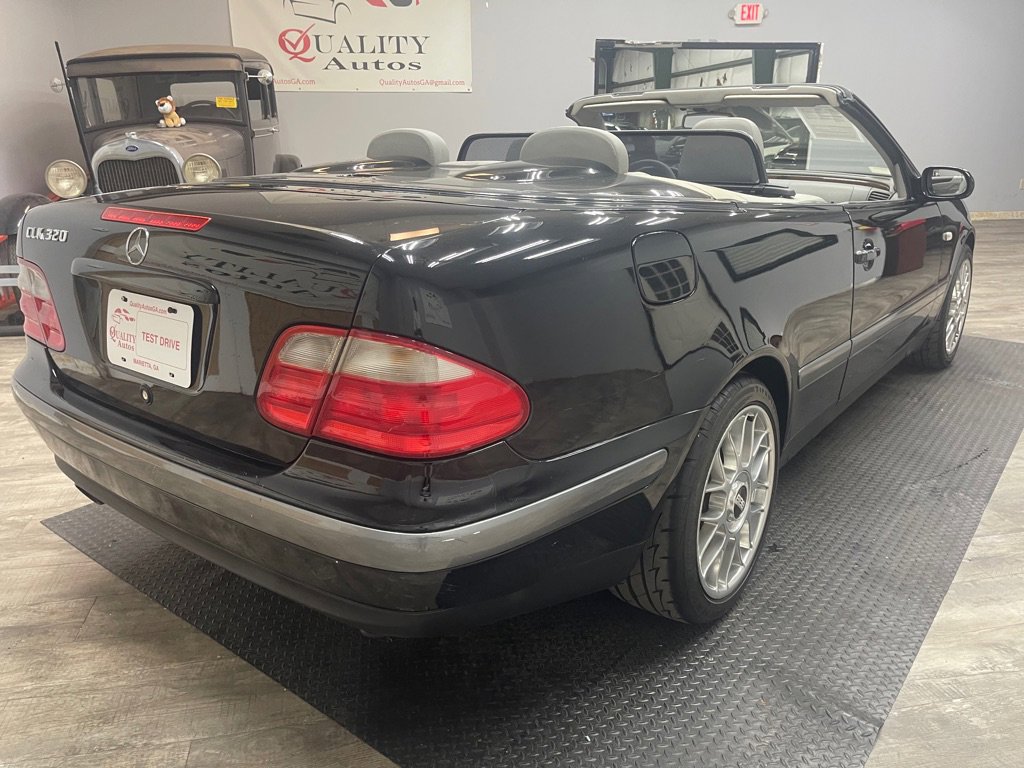 Used 1999 Mercedes-Benz CLK 320 Cabriolet image 6