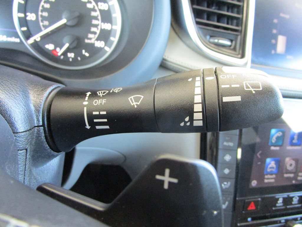 Used 2023 INFINITI QX50 Luxe w/ Cargo Package FWD image 32