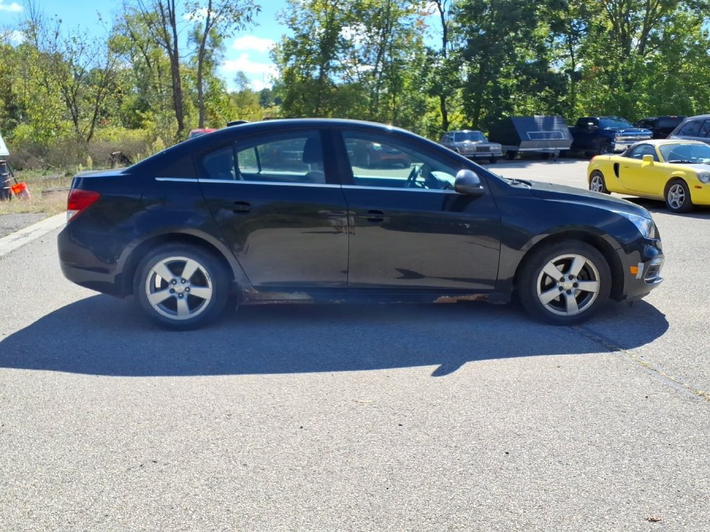 Used 2016 Chevrolet Cruze LT FWD image 23