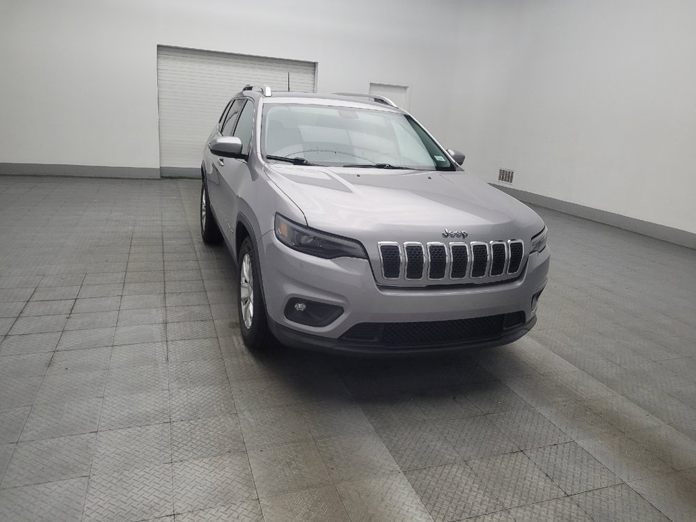 Used 2019 Jeep Cherokee Latitude w/ Popular Appearance Group FWD image 13