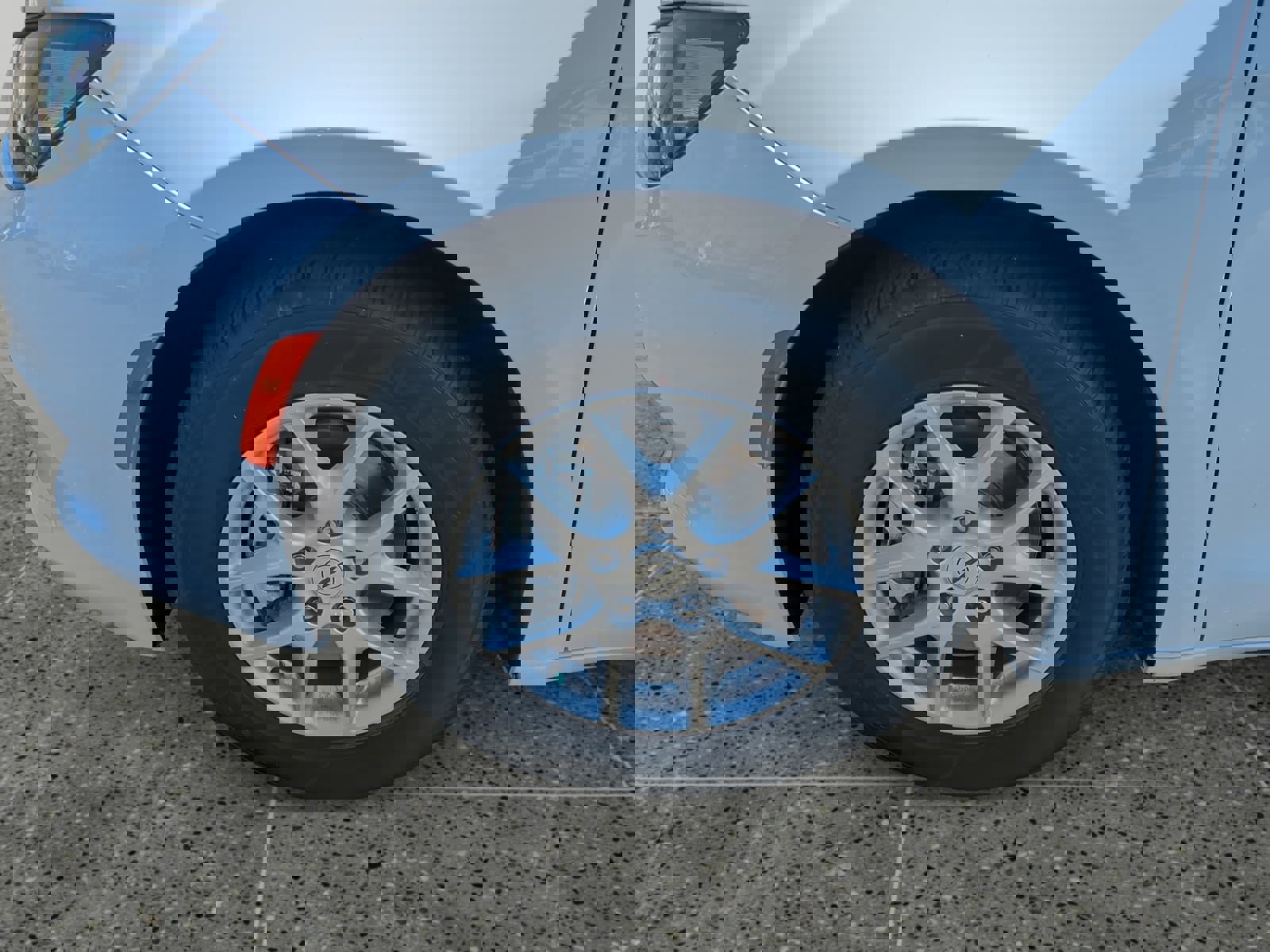 Used 2024 Chrysler Voyager LX image 14