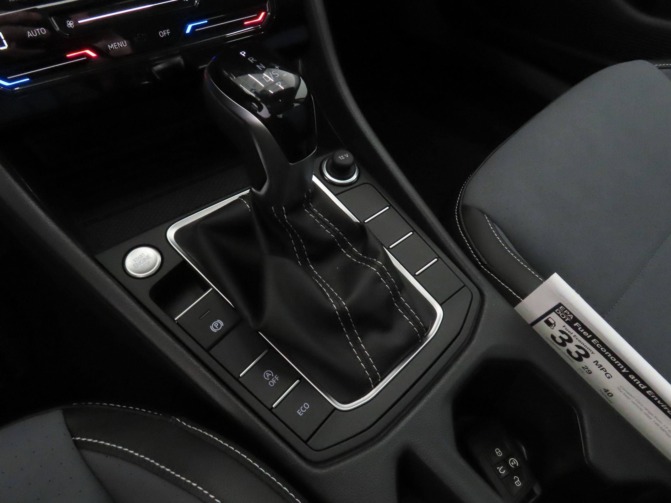 New 2026 Volkswagen Jetta SE FWD image 15