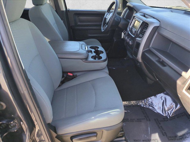 Used 2017 RAM 1500 Express AWD/4WD image 19