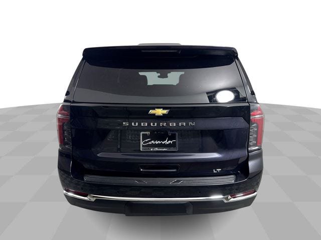 Used 2025 Chevrolet Suburban LT AWD/4WD image 7