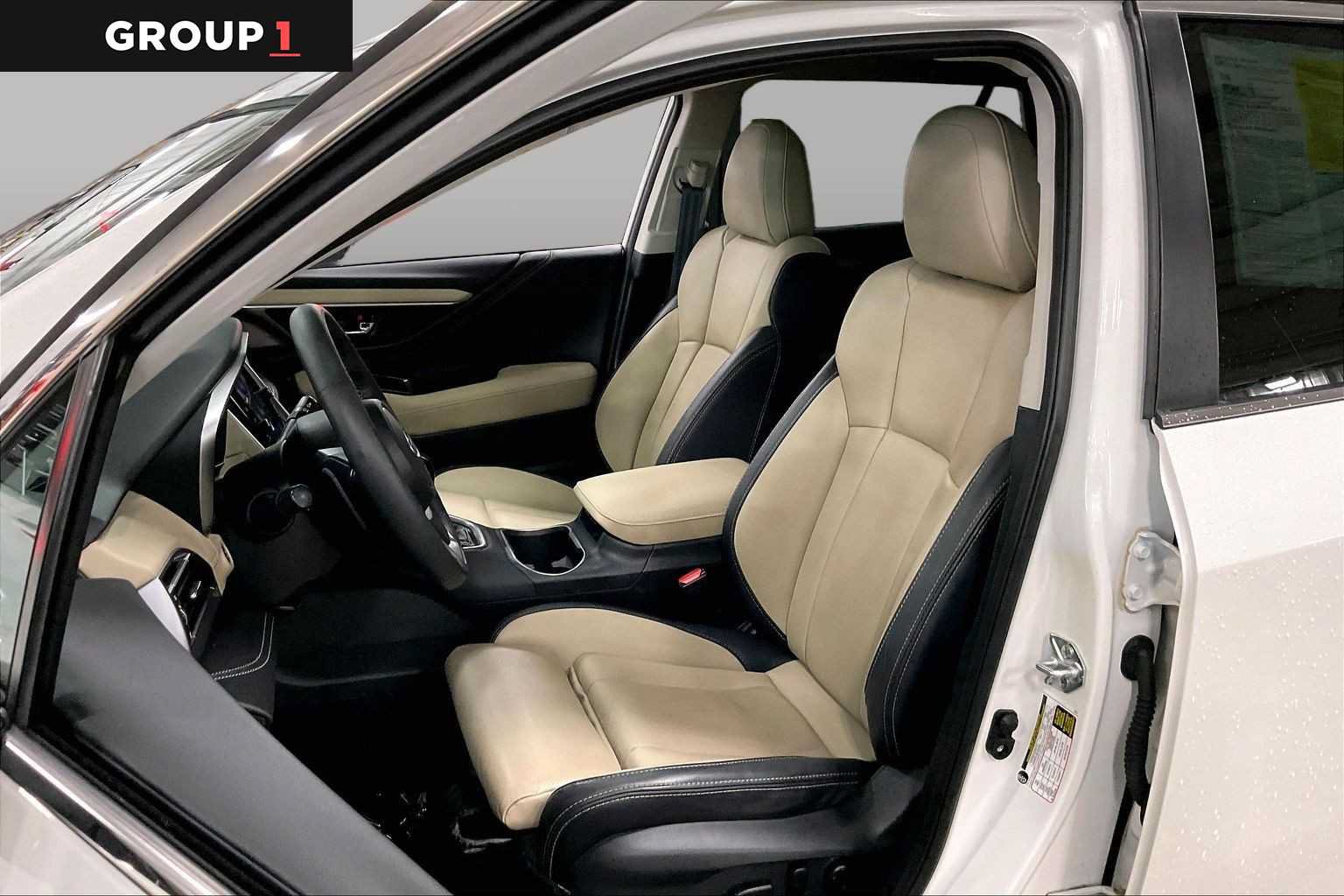 Certified 2025 Subaru Outback Limited AWD/4WD image 8