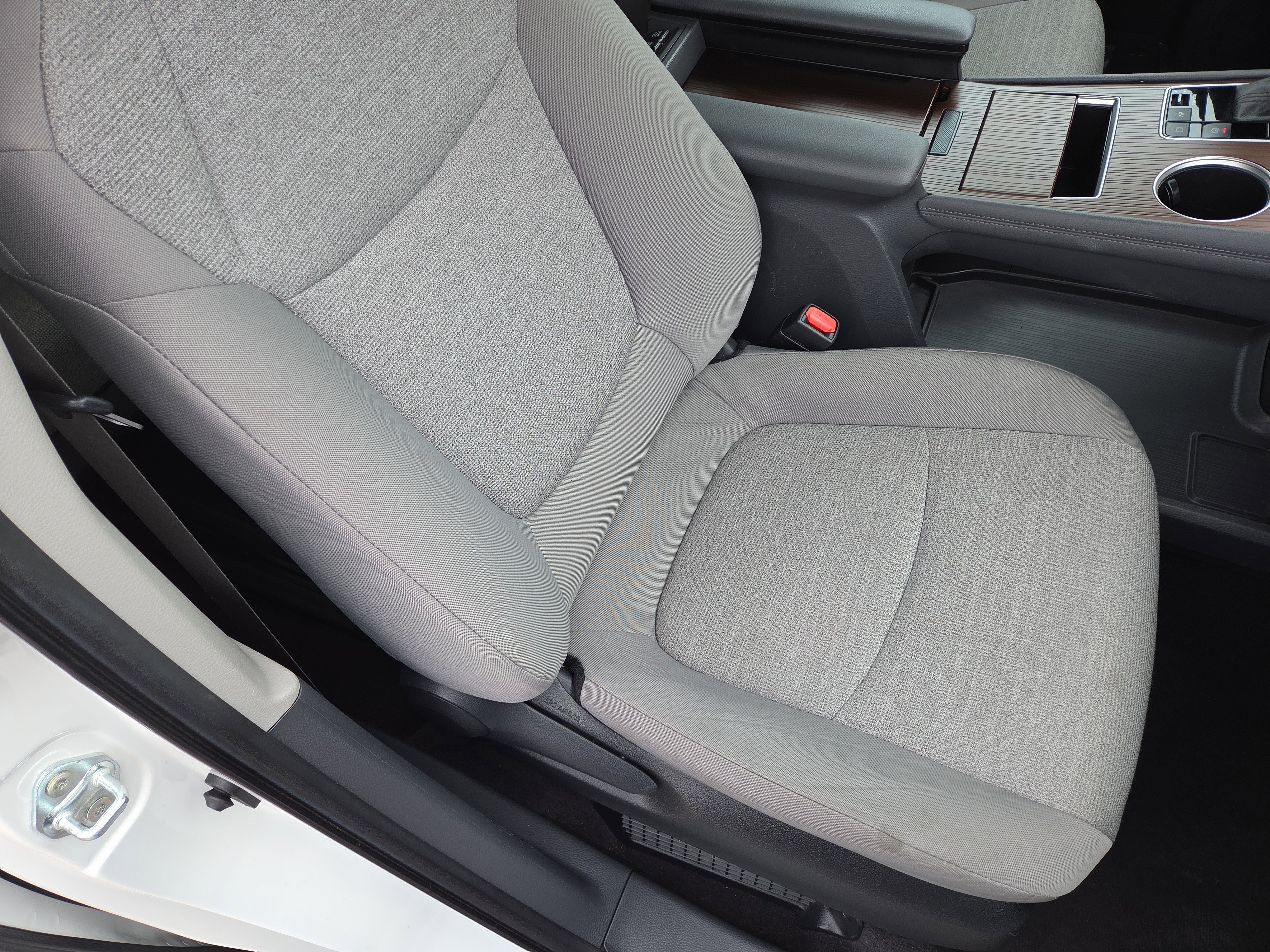 Certified 2024 Toyota Sienna LE image 16