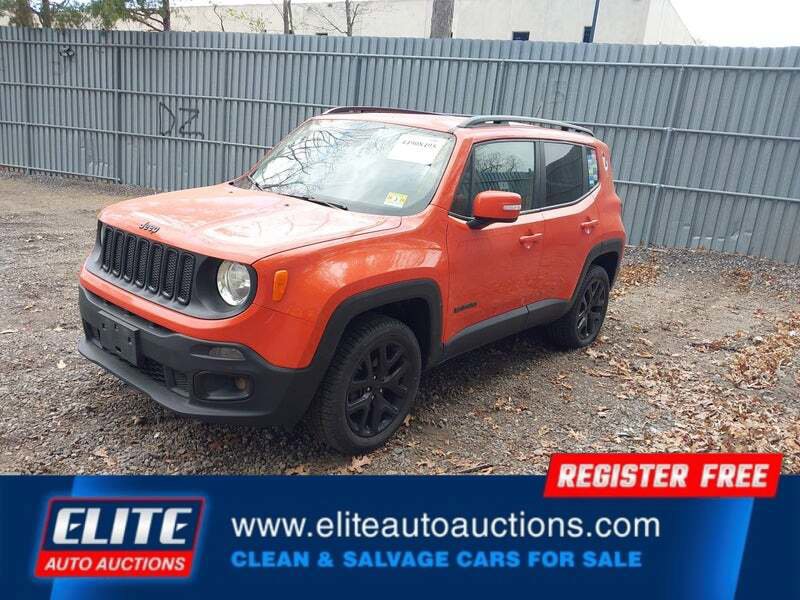 Used 2017 Jeep Renegade Altitude AWD/4WD image 3