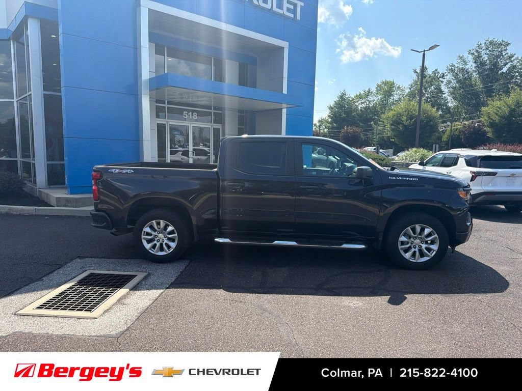 Certified 2022 Chevrolet Silverado 1500 Custom AWD/4WD image 6