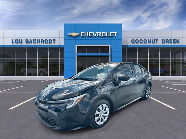 Used 2026 Toyota Corolla LE image 4