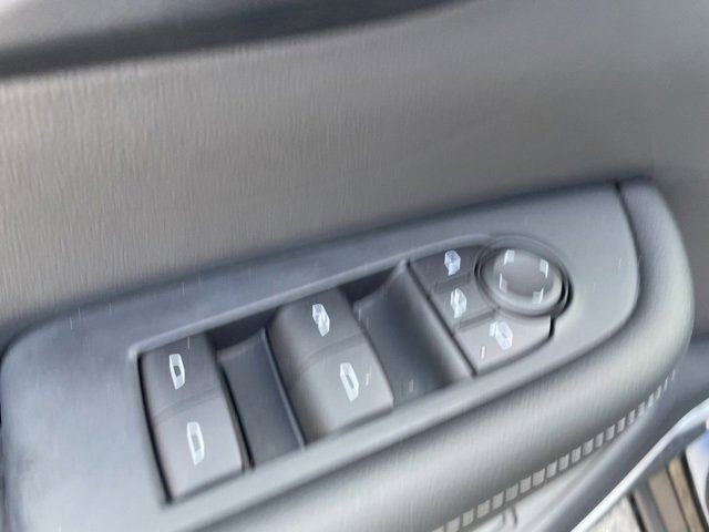 Used 2025 Buick Enclave Preferred image 12