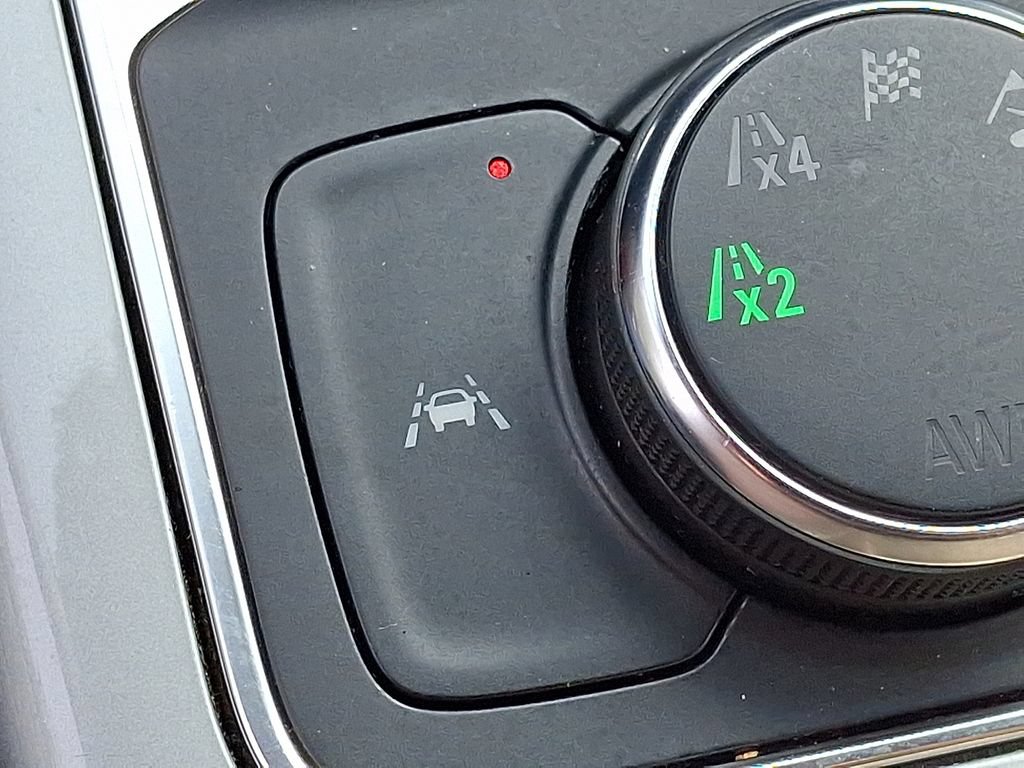 Used 2025 Chevrolet Blazer LT AWD/4WD image 25