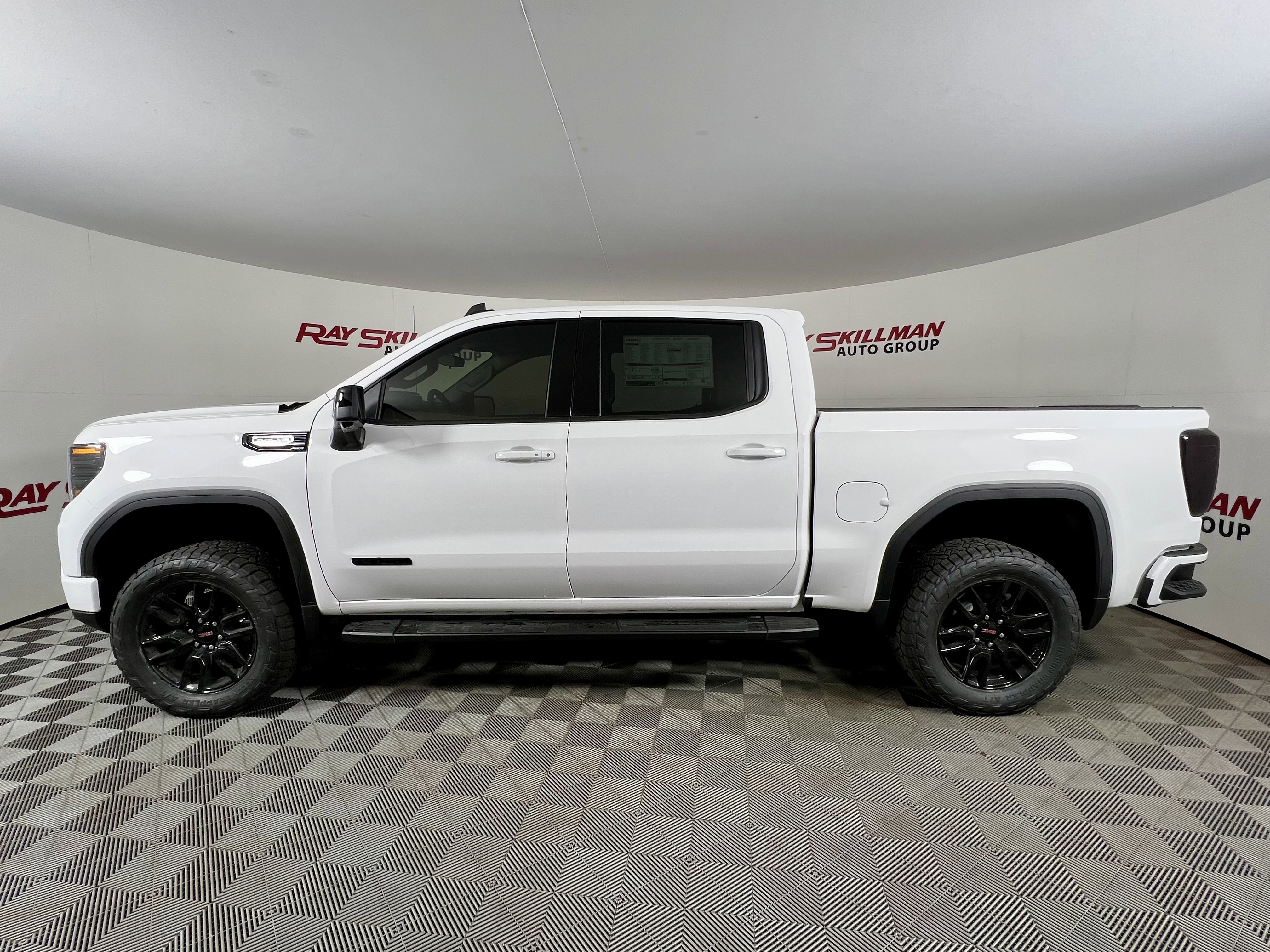 New 2026 GMC Sierra 1500 Elevation w/ Elevation Premium Package image 4