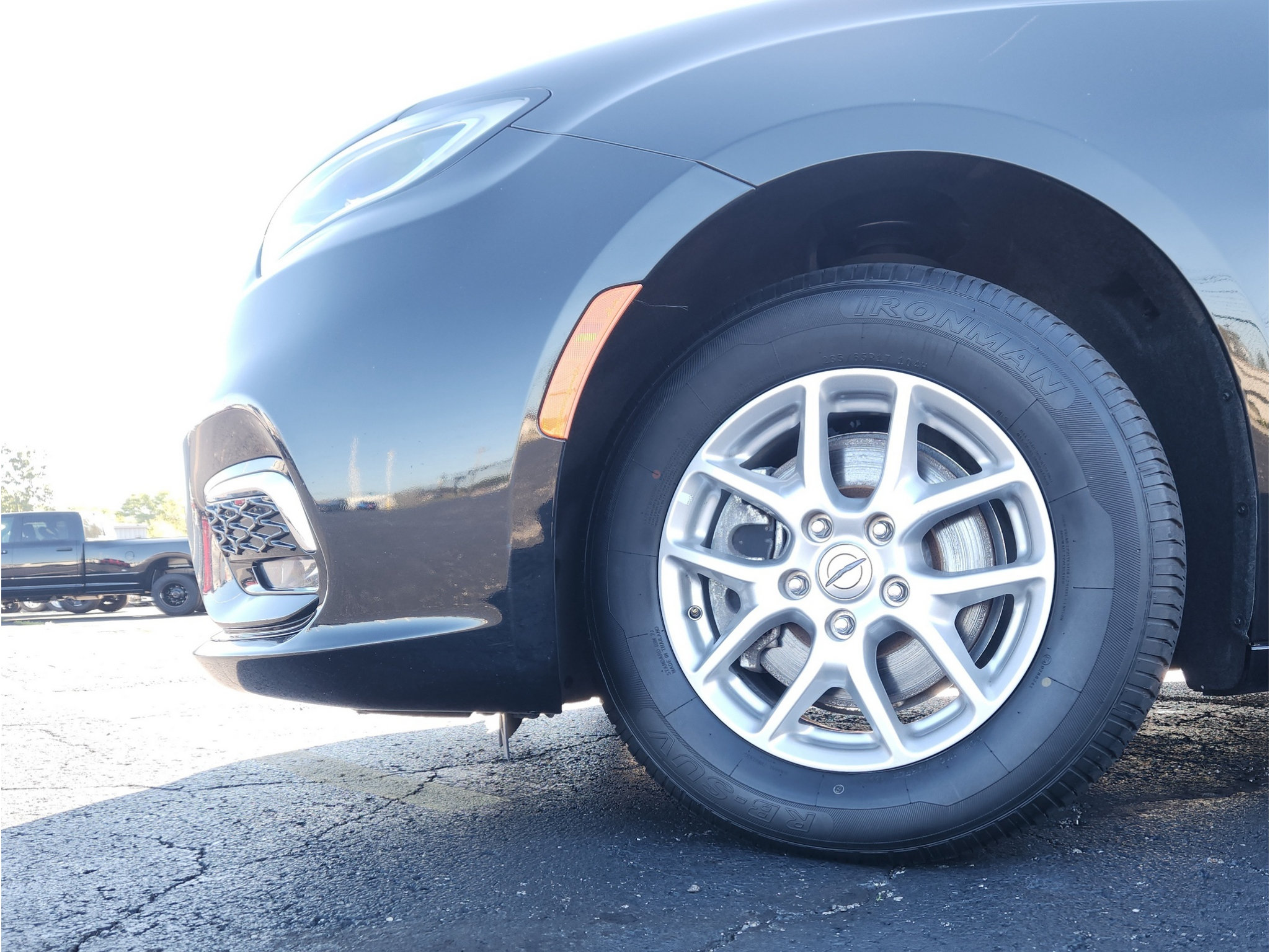 Used 2025 Chrysler Pacifica Select FWD image 15