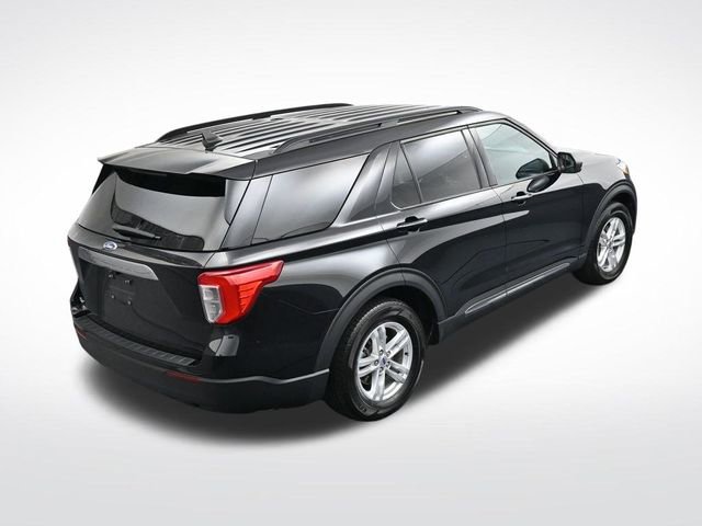 Used 2023 Ford Explorer XLT image 24