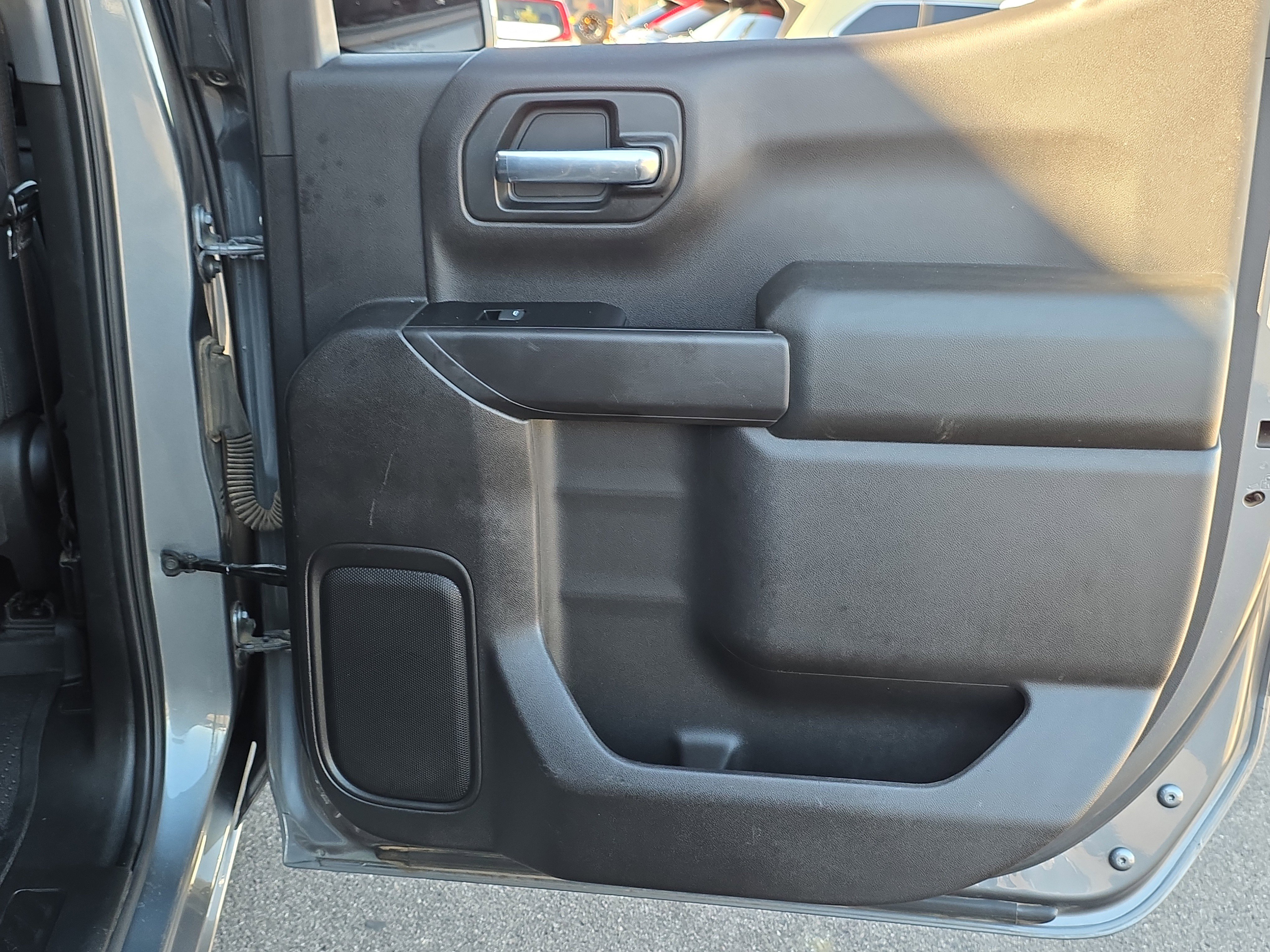 Used 2020 Chevrolet Silverado 1500 LT w/ Texas Edition image 26