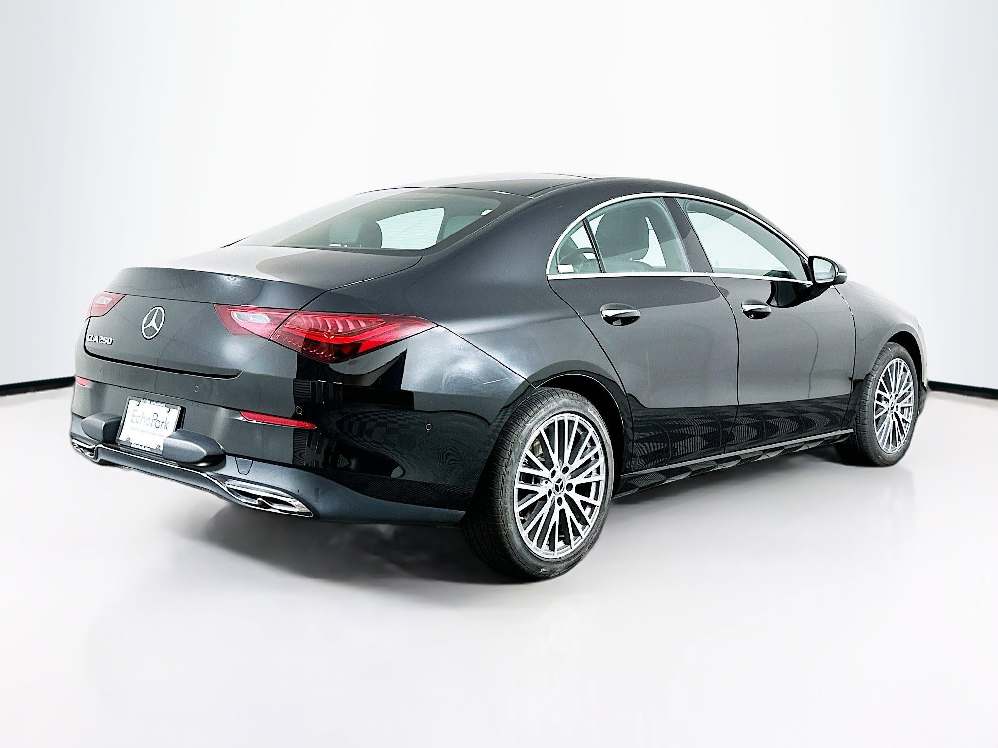 Used 2025 Mercedes-Benz CLA 250 image 9