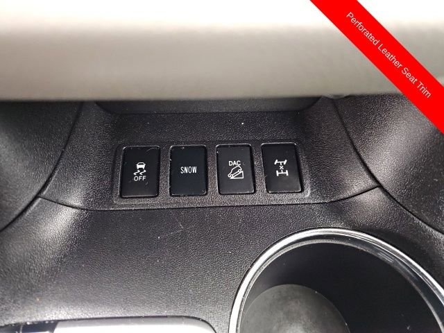 Used 2017 Toyota Highlander Limited Platinum image 25