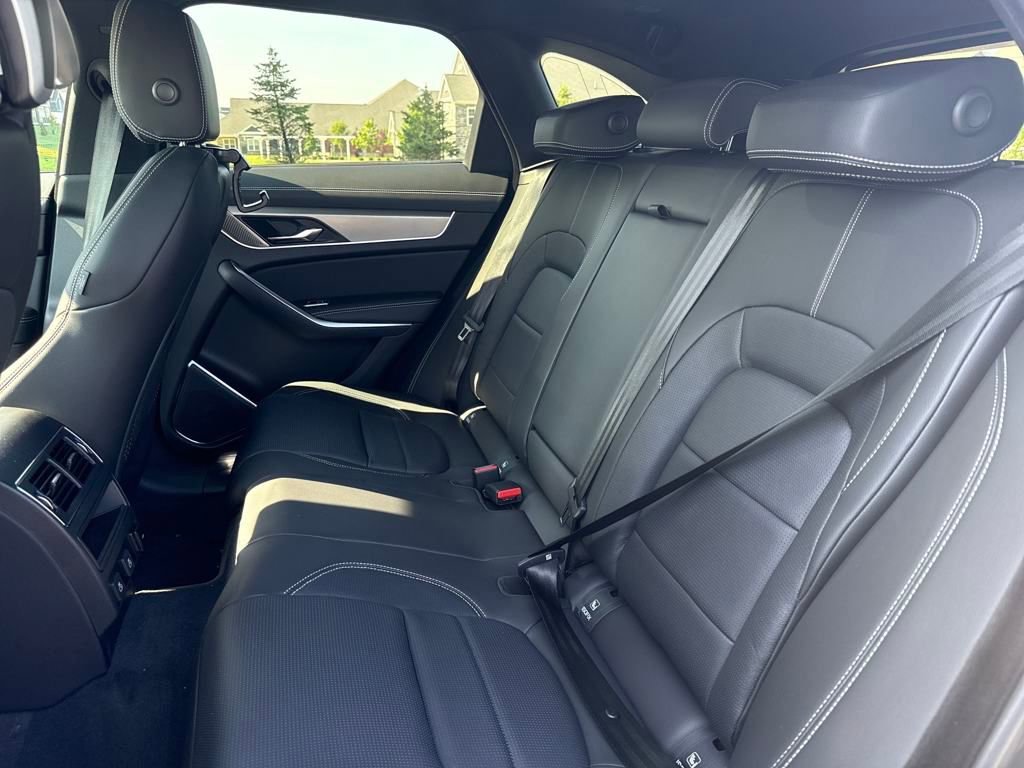 New 2026 Jaguar F-PACE R-Dynamic S image 28