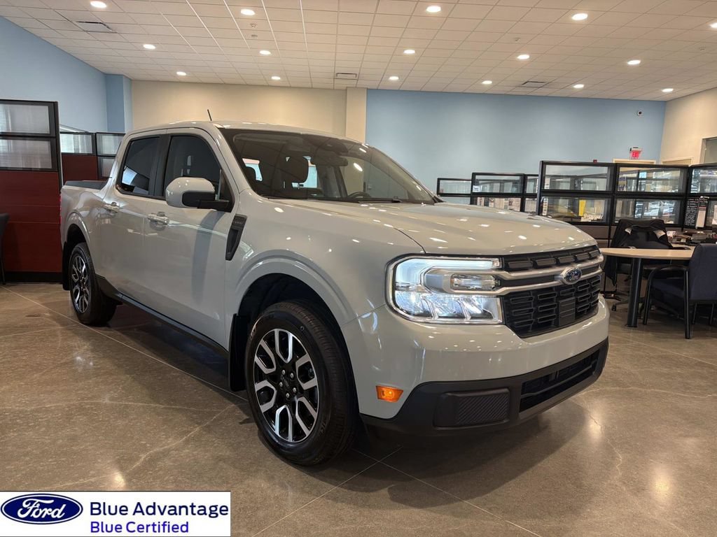 Used 2022 Ford Maverick Lariat w/ Lariat Luxury Package FWD image 1