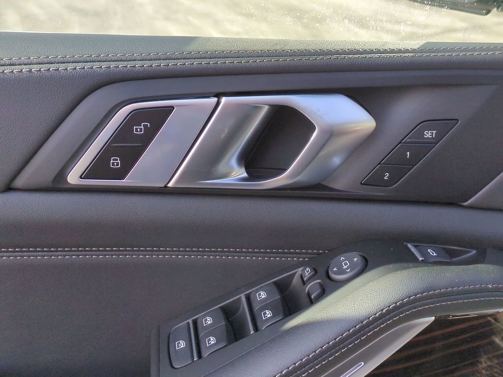 New 2026 BMW X5 xDrive40i w/ Premium Package image 12