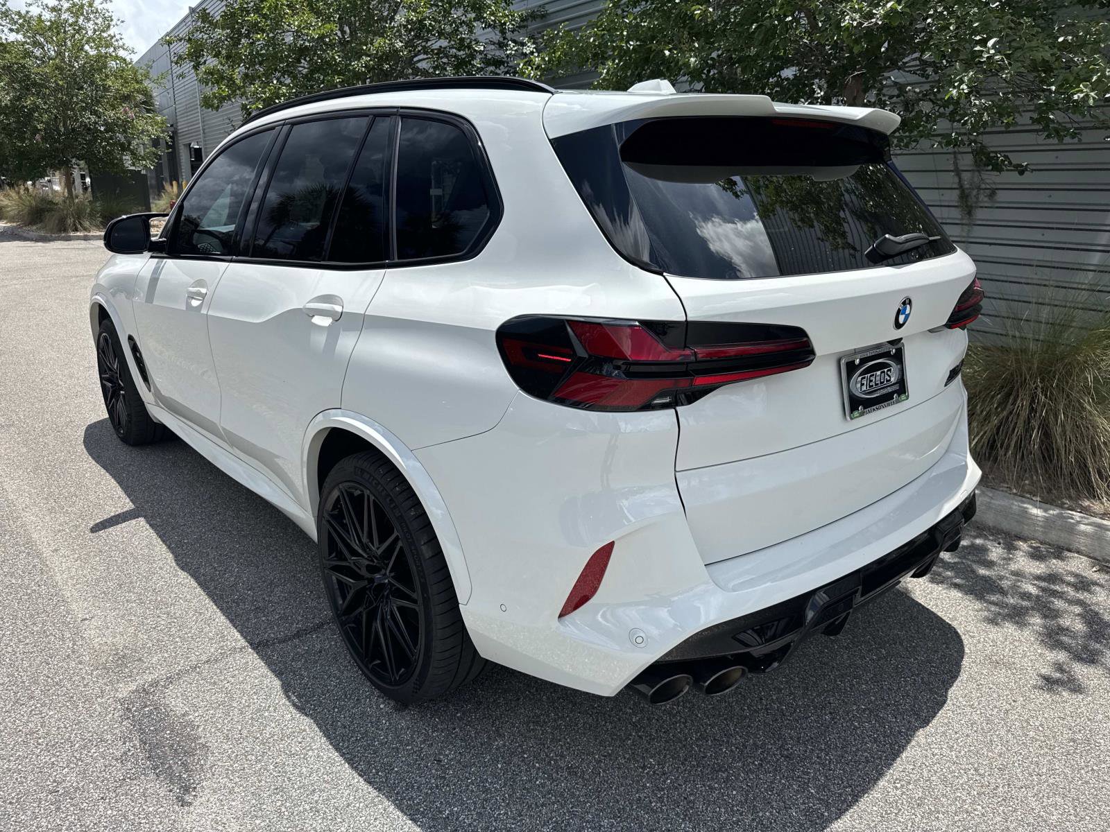 Used 2025 BMW X5 M Competition w/ Executive Package AWD/4WD image 3