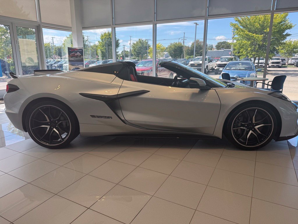 New 2027 Chevrolet Corvette Grand Sport w/ Z52 Sport Performance Package RWD image 7
