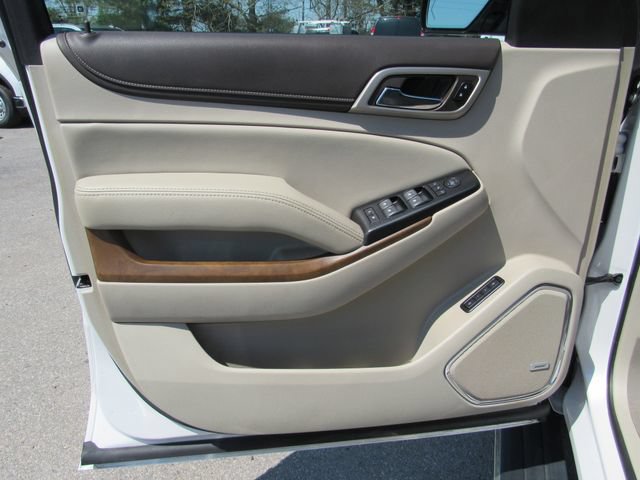 Certified 2020 GMC Yukon Denali w/ Denali Premium Package AWD/4WD image 10