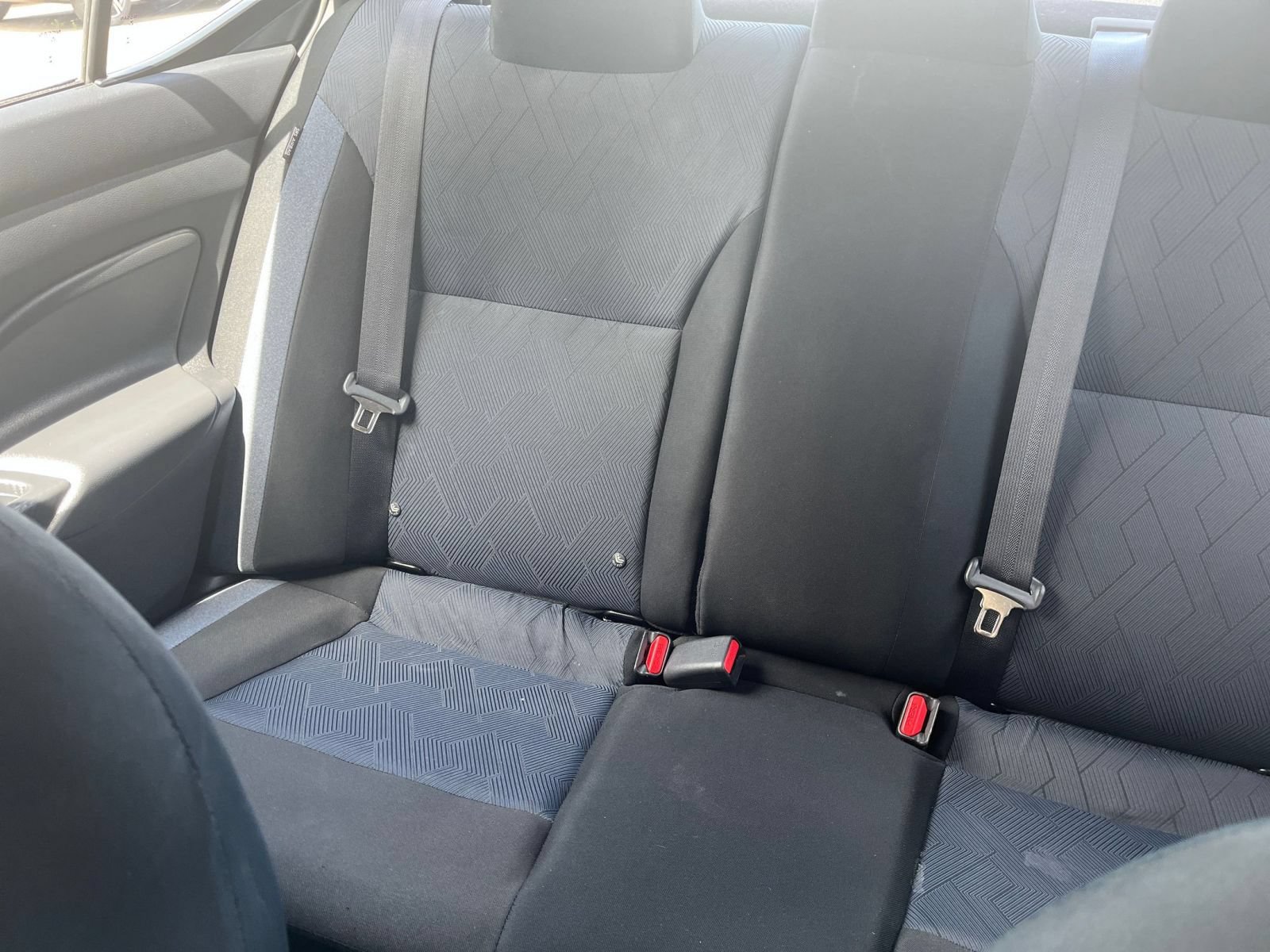 Used 2025 Nissan Versa SV FWD image 37