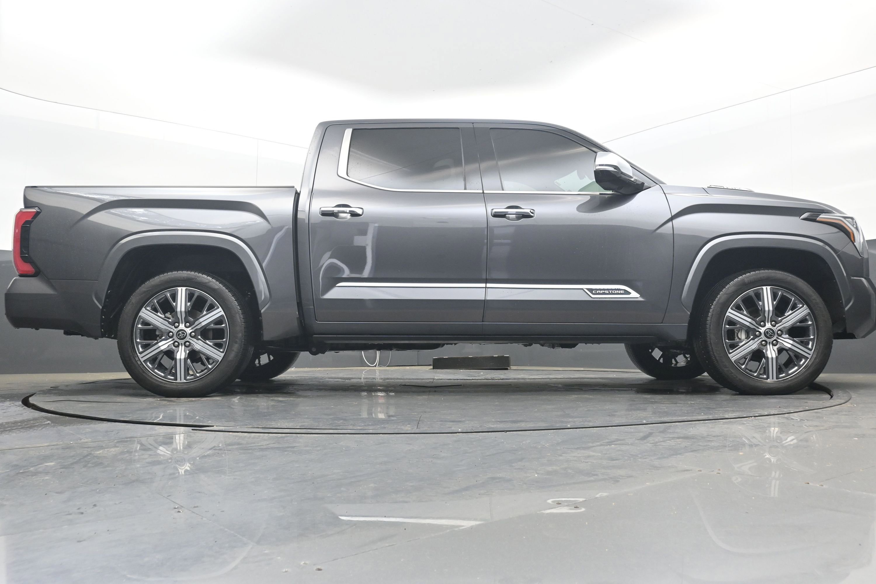 Used 2023 Toyota Tundra Capstone image 28