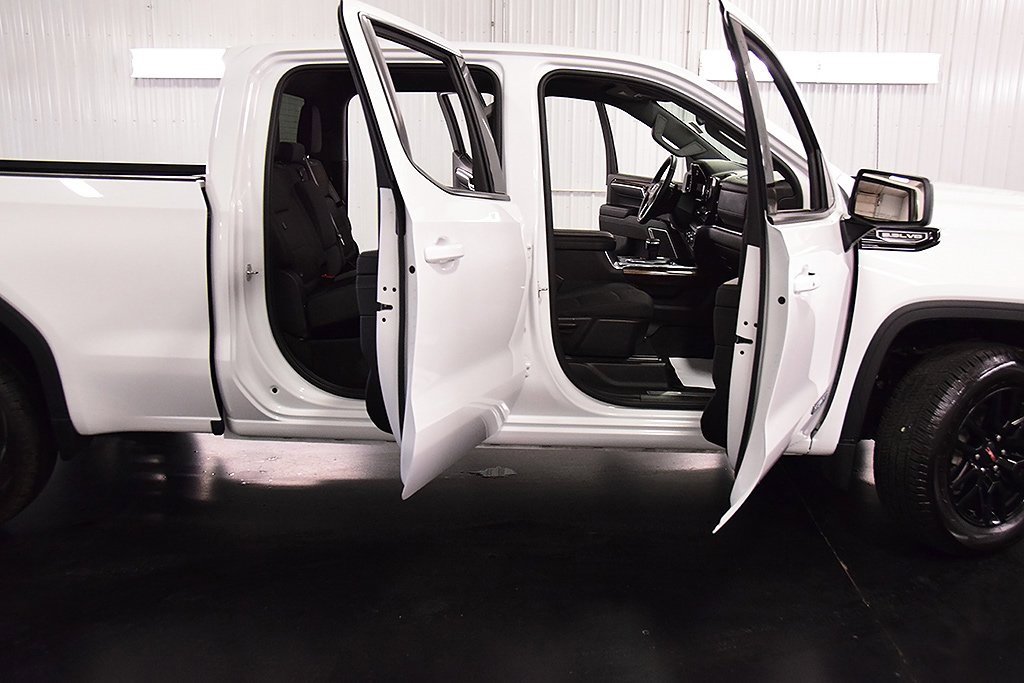 Used 2024 GMC Sierra 1500 Elevation image 33