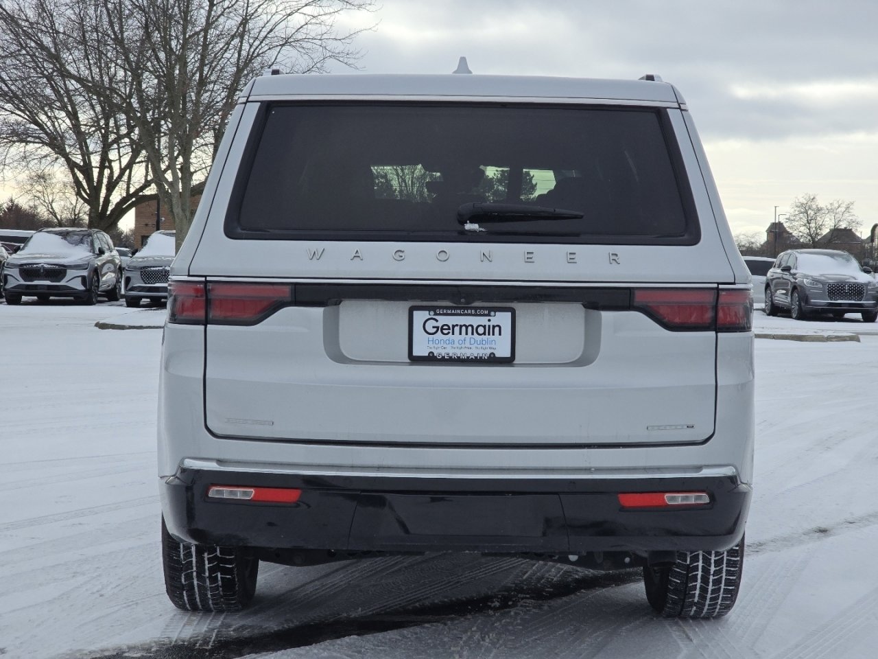 Used 2022 Jeep Wagoneer Series III w/ Flexible Seating Group image 17