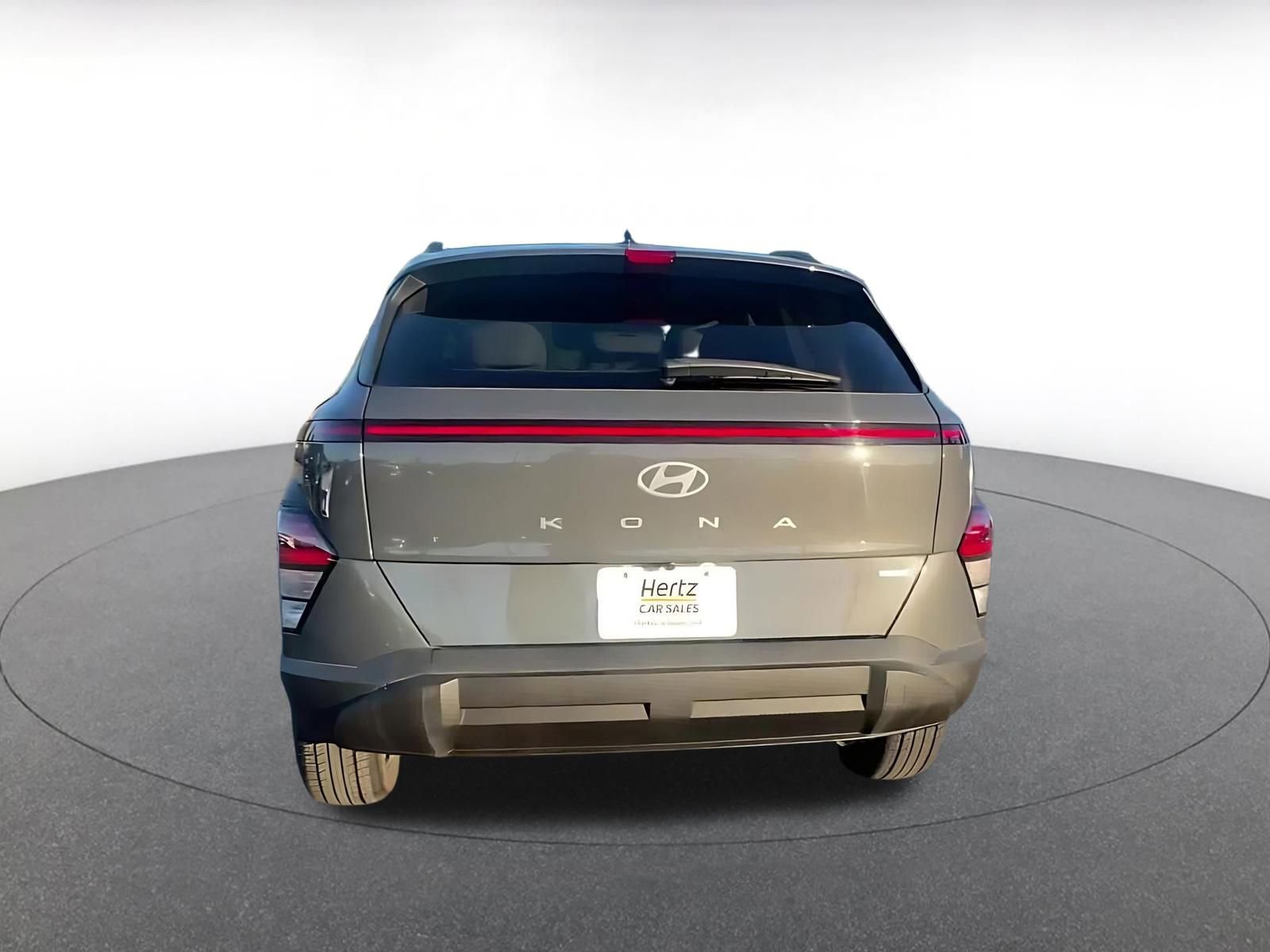 Used 2025 Hyundai Kona SEL image 11