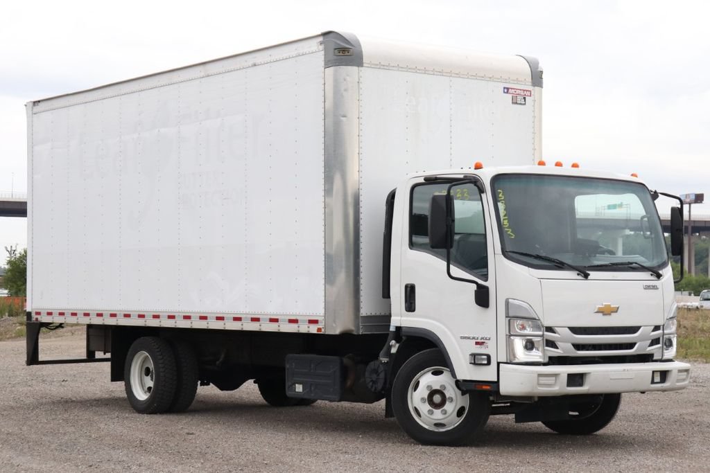Used 2023 Chevrolet Low Cab Forward 5500XD RWD image 2
