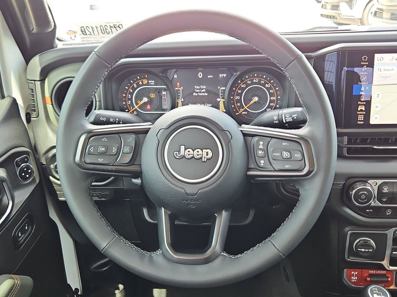 Used 2025 Jeep Gladiator Mojave w/ Safety Group AWD/4WD image 16