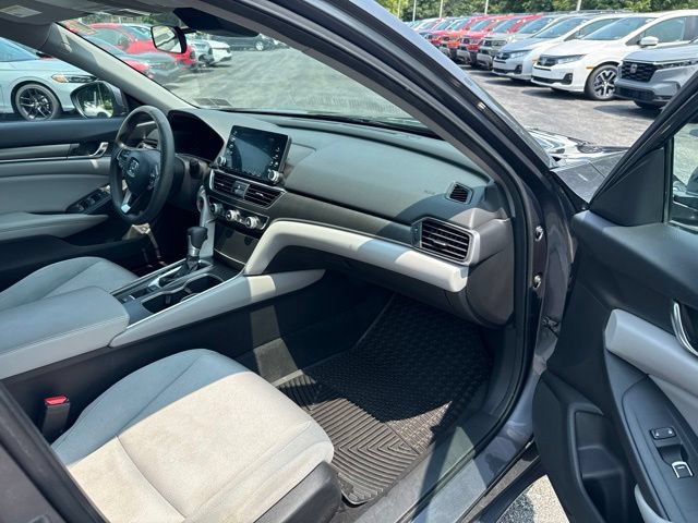 Certified 2018 Honda Accord LX image 3