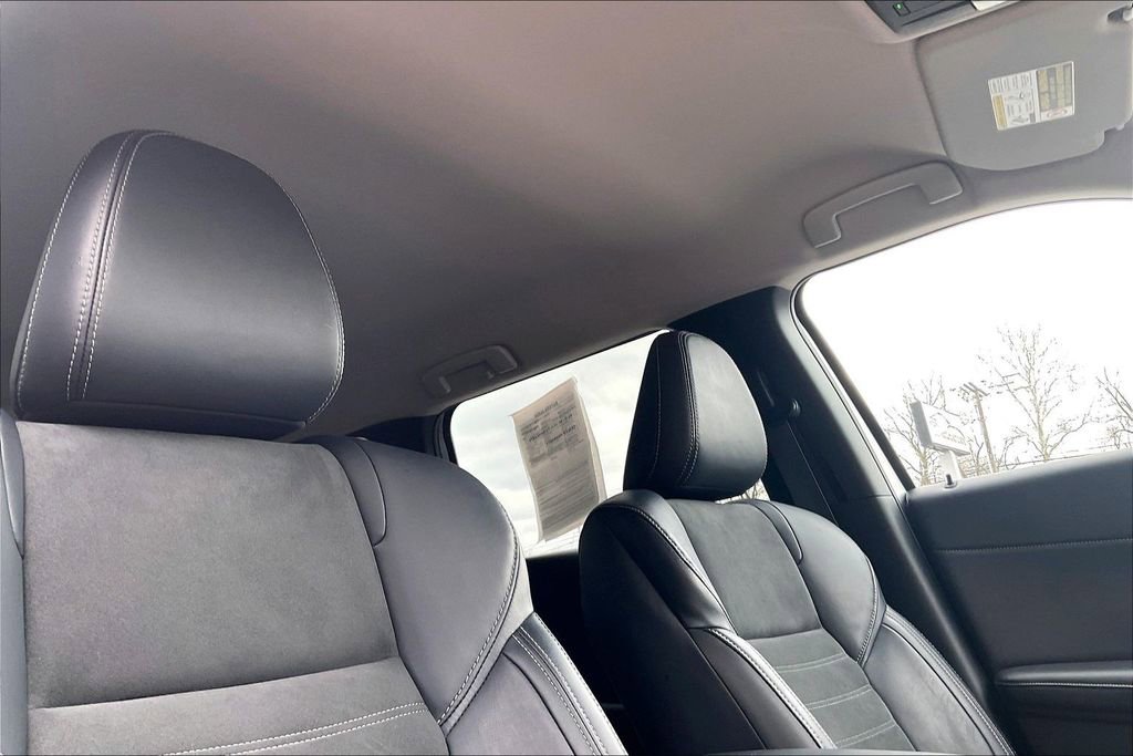 Used 2023 Mitsubishi Outlander SE image 21