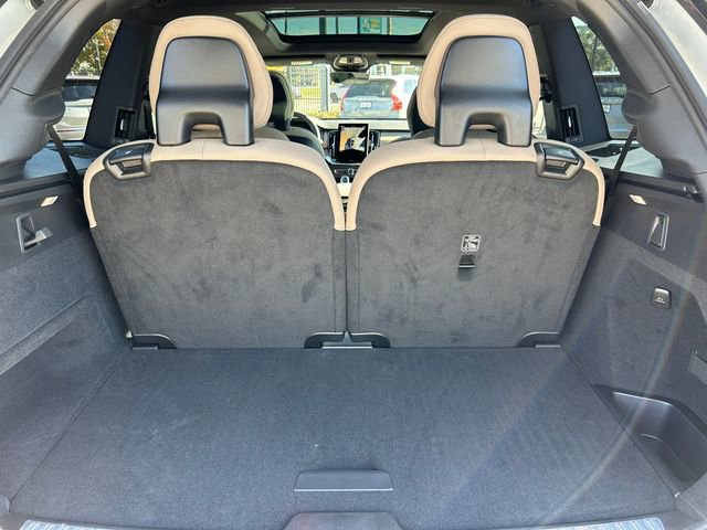 New 2026 Volvo XC90 B6 Plus w/ Protection Package image 16
