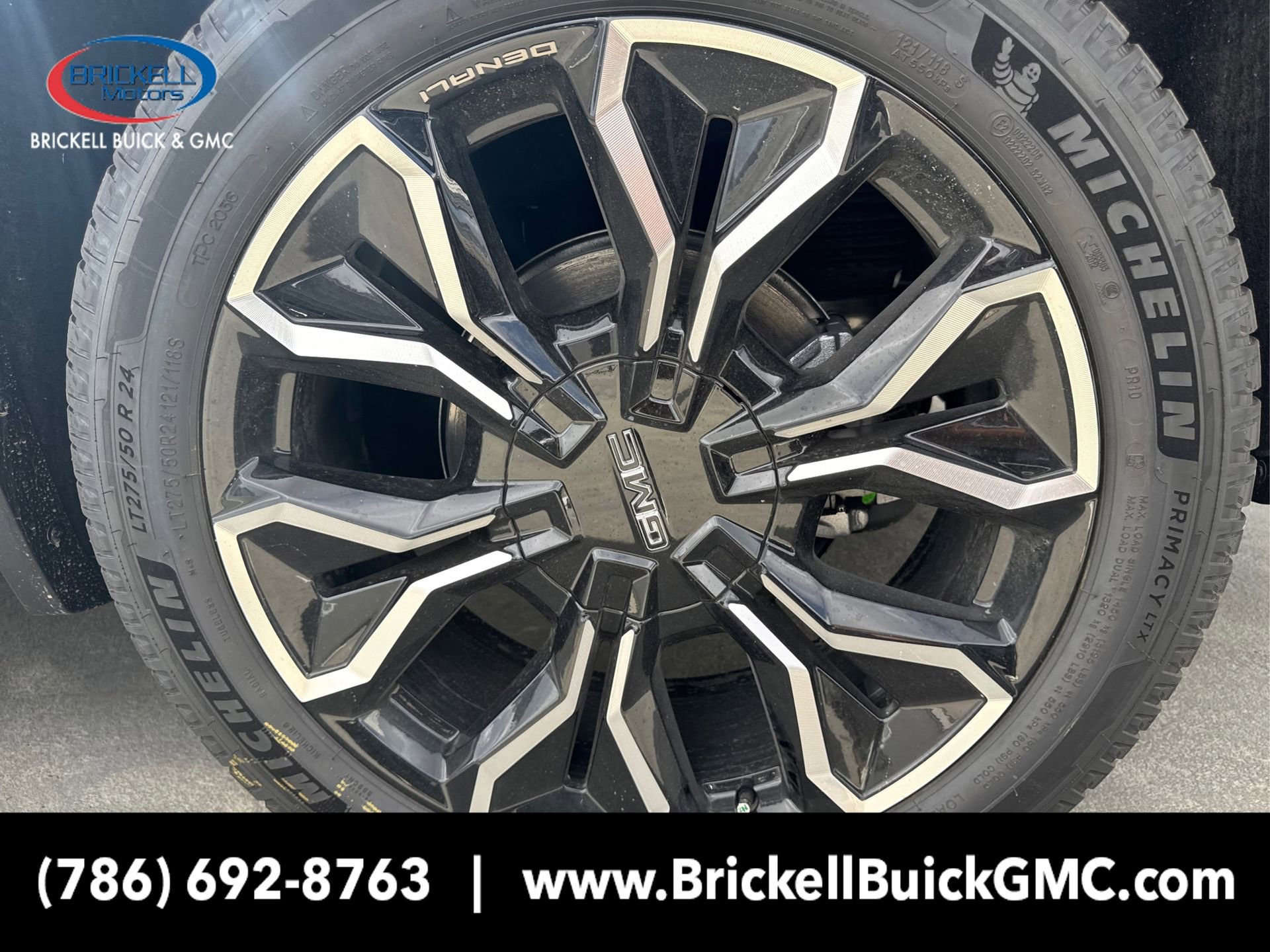 New 2025 GMC Sierra EV Denali image 13