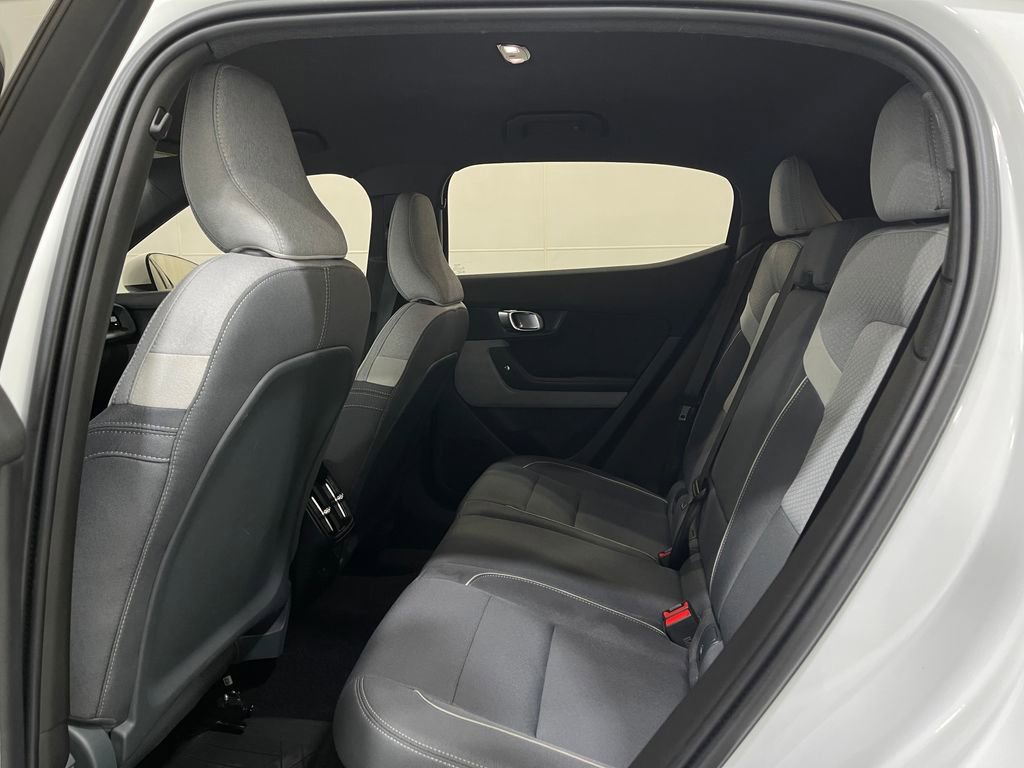 Used 2022 Polestar Polestar 2 w/ Pilot Package image 26