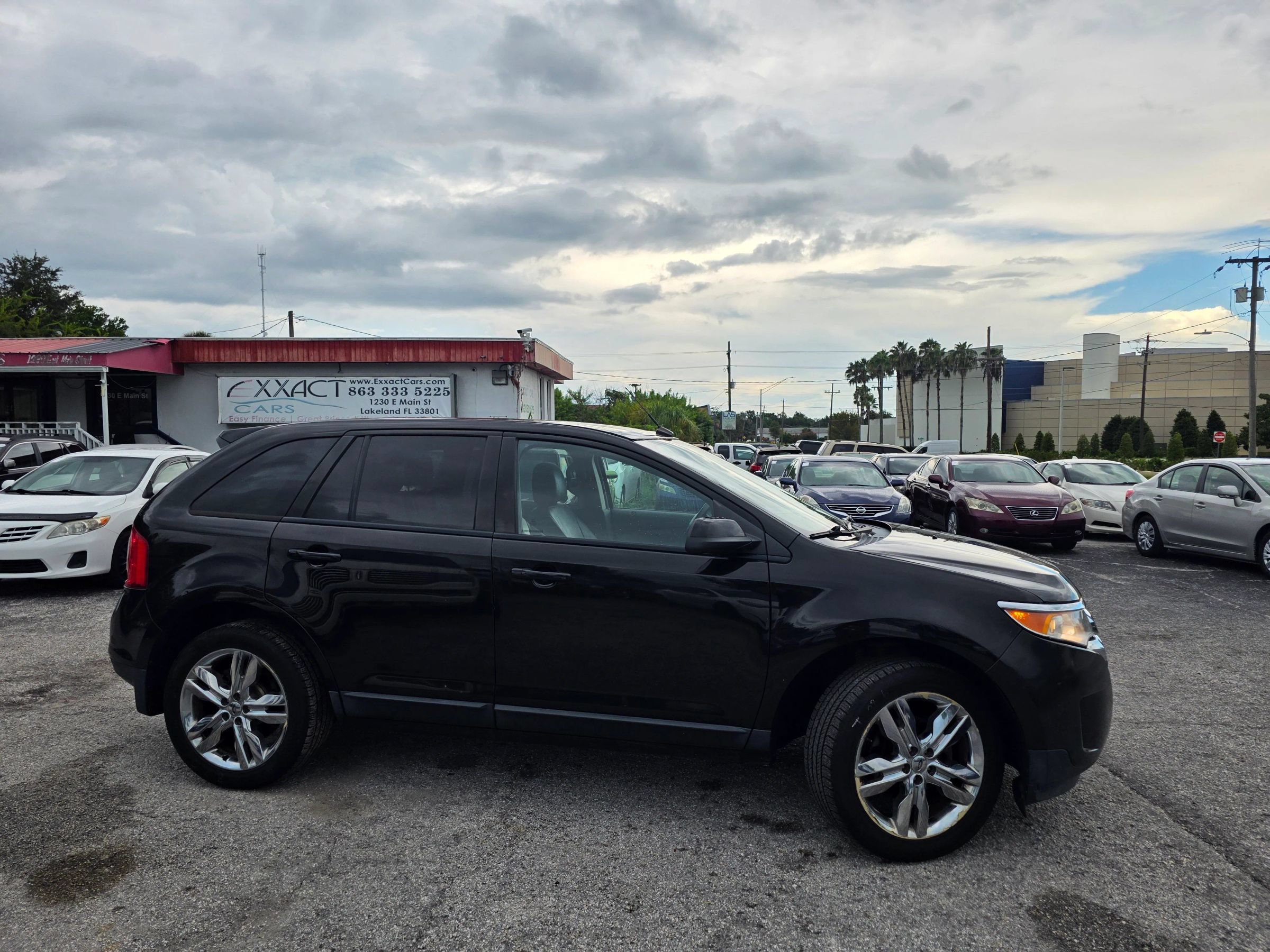 Used 2013 Ford Edge SEL FWD image 8