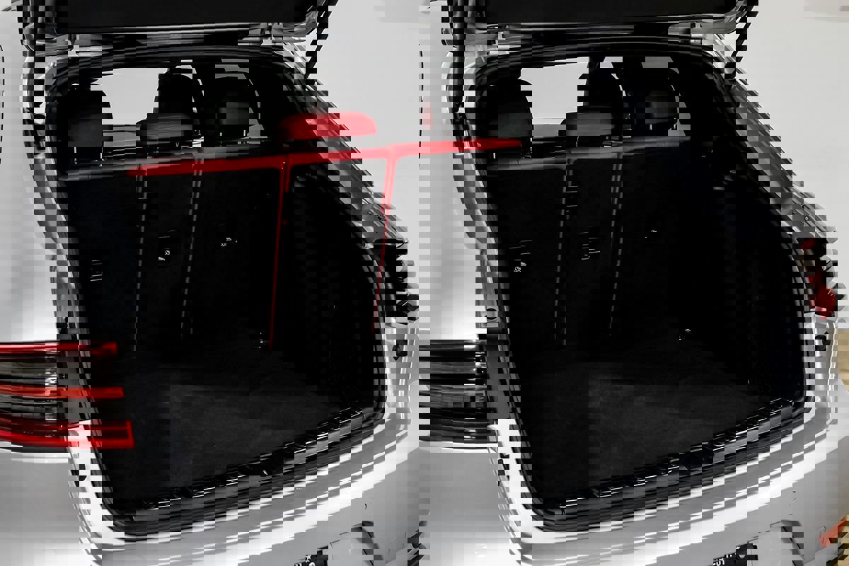 Used 2016 Porsche Macan Turbo AWD/4WD image 50