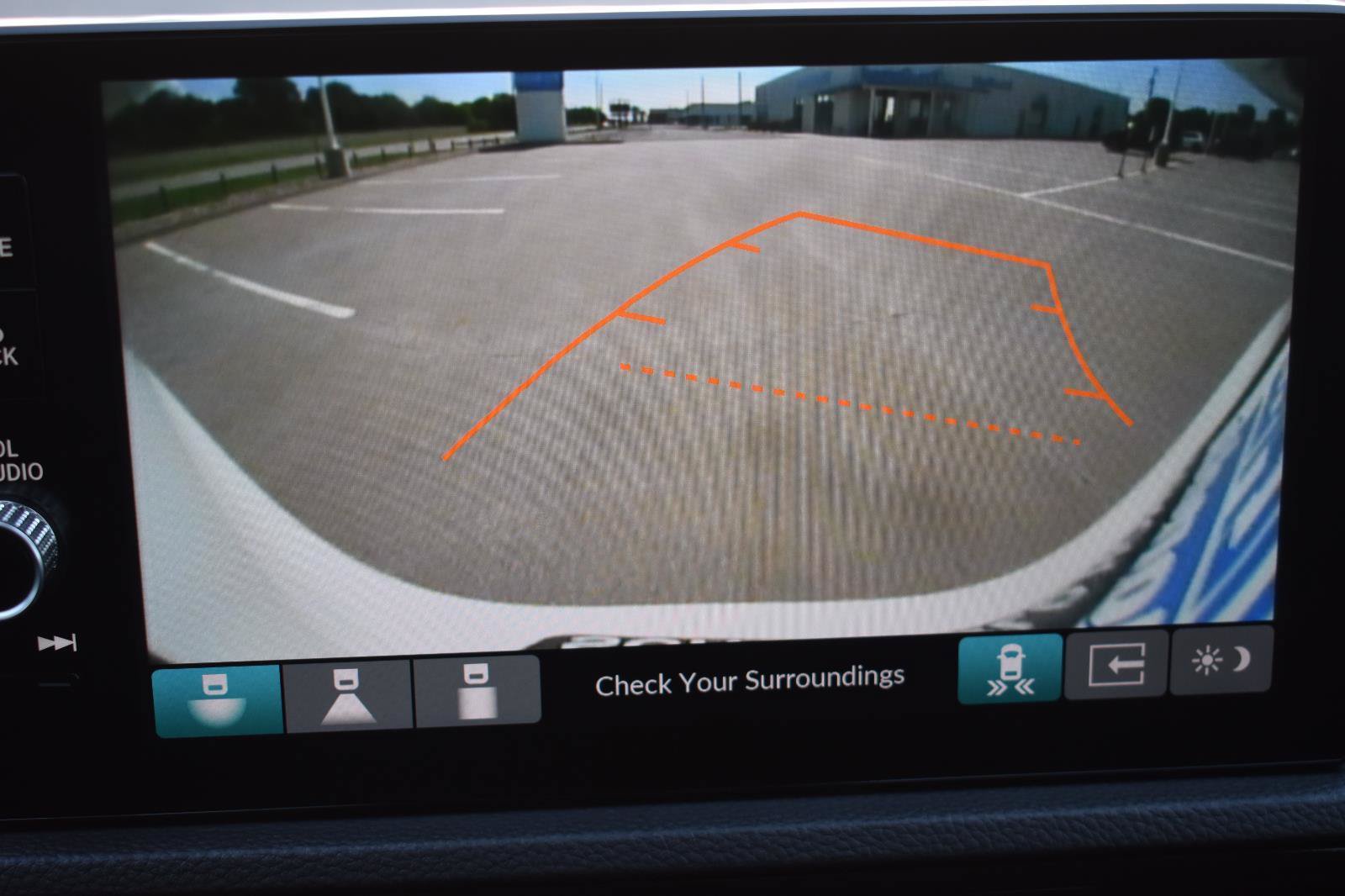 Used 2025 Honda CR-V EX-L image 5
