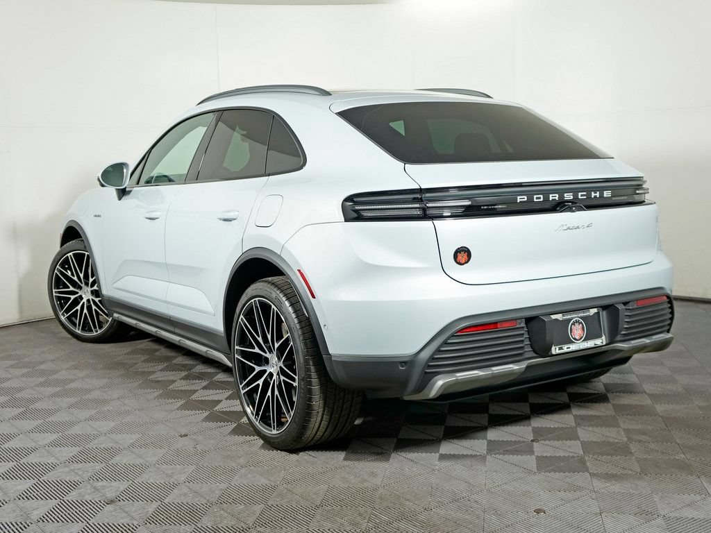 Certified 2026 Porsche Macan 4 Electric AWD/4WD image 3