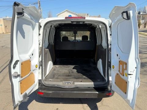 Used 2021 Ford Transit Connect XLT FWD image 12