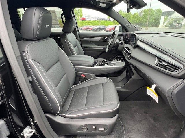 New 2025 Buick Enclave Sport Touring w/ Power Package FWD image 19