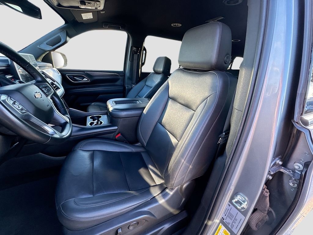 Used 2023 Chevrolet Suburban LT image 21