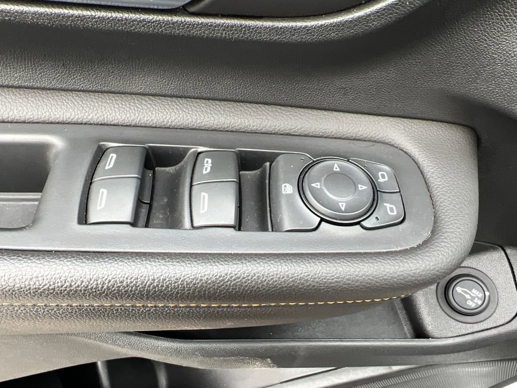 Used 2022 GMC Terrain AT4 w/ LPO, Floor Liner Package image 13